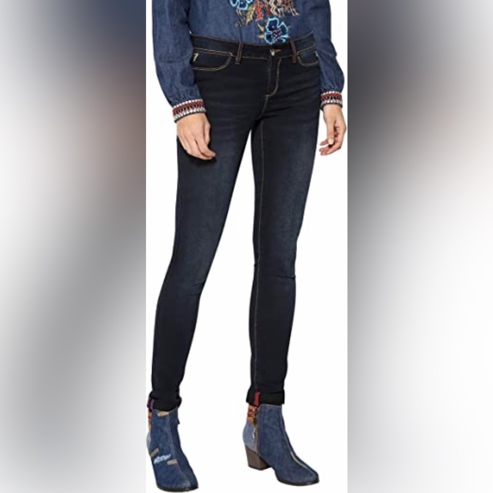 Desigual, Slim Fit Jeans, Size 26